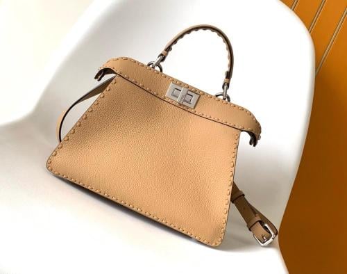 شنطة فندي بيكابو بيج مقاس 27cm