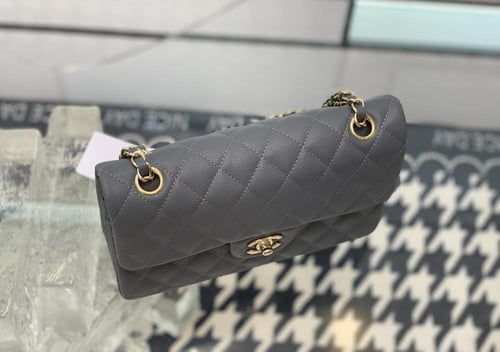 شانيل كلاسك مقاس 20cm