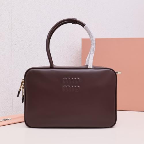 ميو ميو Beau مقاس 34cm