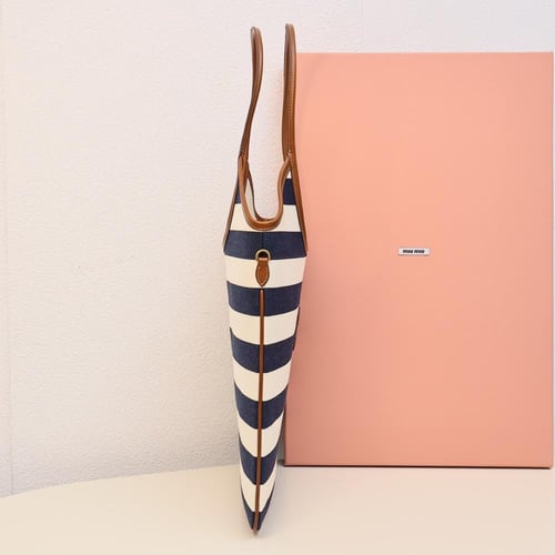 ميو ميو IVY leather bag مقاس 35cm