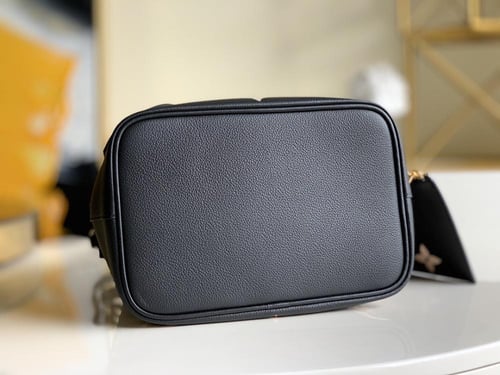 لوي فيتون NéoNoé مقاس 26سم