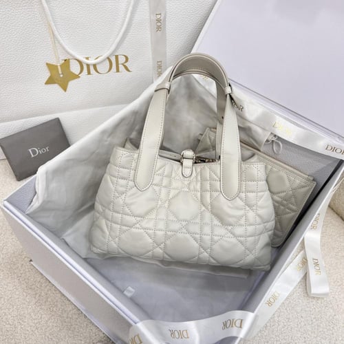 ديور Toujours مقاس 23cm