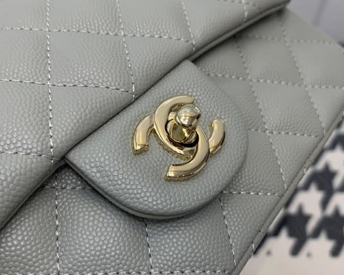 شانيل كلاسك مقاس 20cm