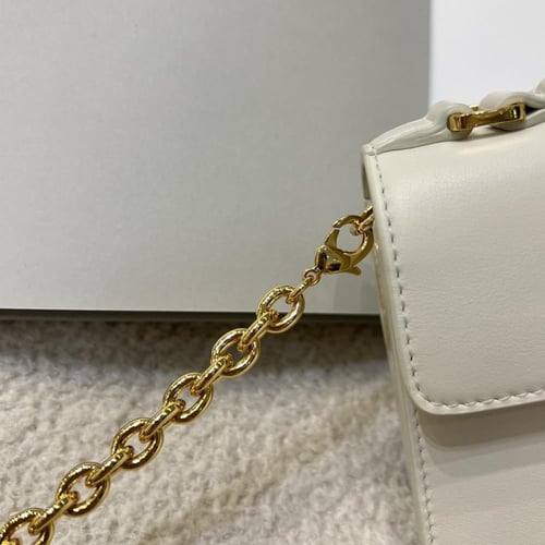 ديور ثري مونتين مقاس20 cm