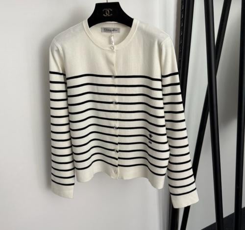 Black and white sweater