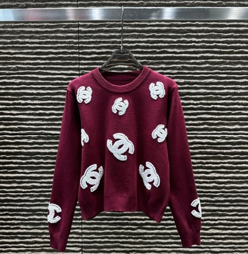 Chanel sweatshirt
