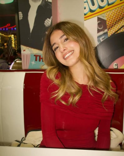 فستان احمر من c bay