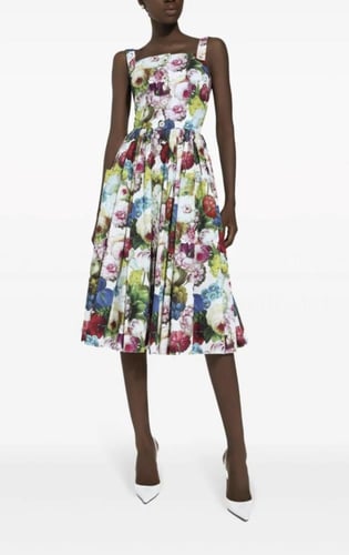 فستان الورد