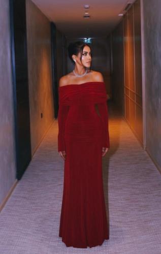 فستان احمر من c bay