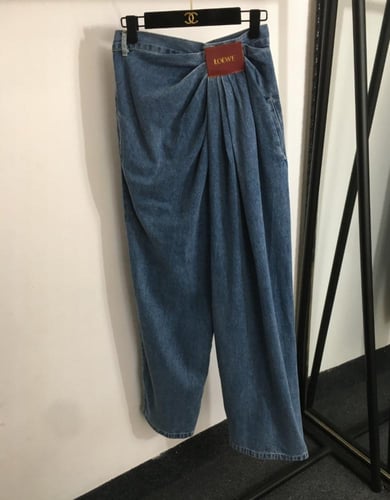 جينز لويفي الجديد