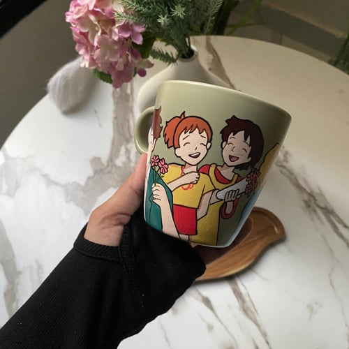 كوب شخصيات سبيستون