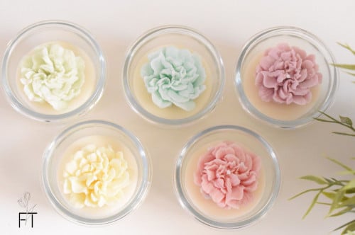 شمعة زهرة الغاردينيا