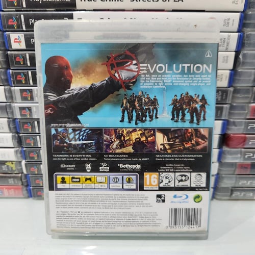 PS3 brink يوجد اثار ماء بالغلاف الخارجي