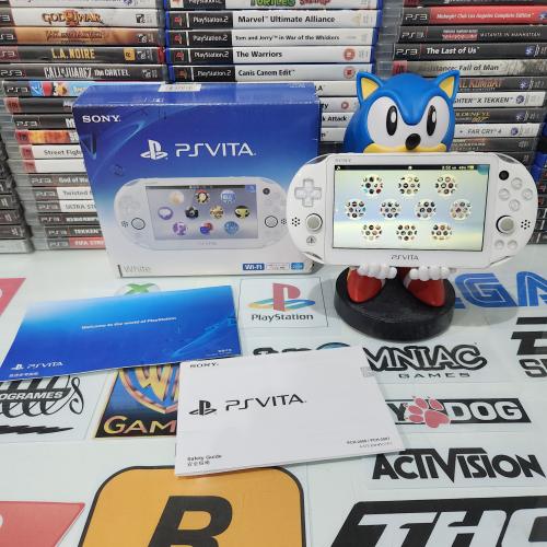 Ps vita جهاز بي اس فيتا مبرمج