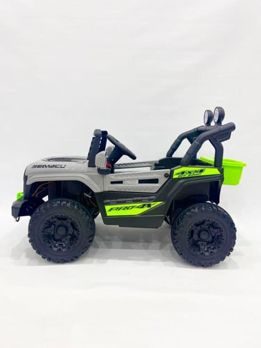 سيارة ركوب كهربائية فاخرة بمقعدين وتأثيرات الموسيق...