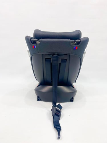 مقعد سيارة للأطفال من بورباي بتدوير ٣٦٠° وتقنية IS...