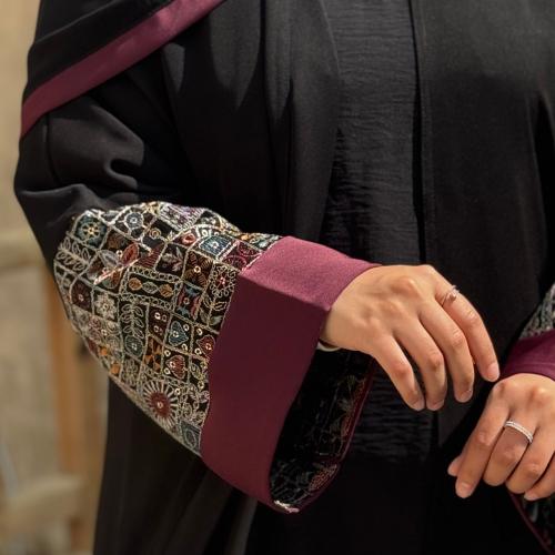 عباية نجلاء