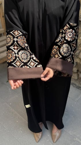 عباية نجلاء