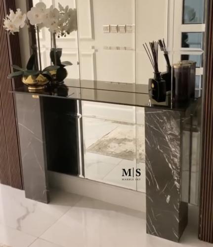 كونسول أنيق رخام أسود