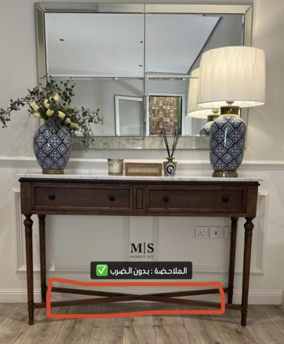 كونسول أنيق خشب و رخام طبيعي
