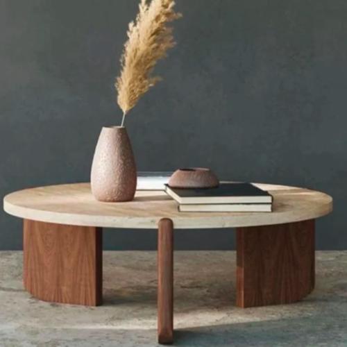 طاولة قهوة بقواعد خشب و رخام ترافنتينو طبيعي