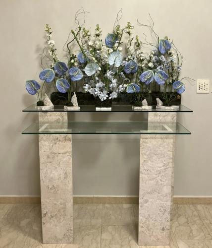 كونسول رخام طبيعي