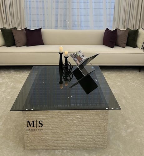 طاولة قهوة حجري