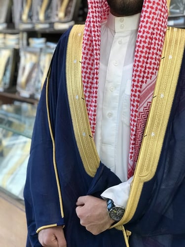 بشت رجالي ملكي رسمي لون كحلي دقة ملكيه قماش صوف 80...