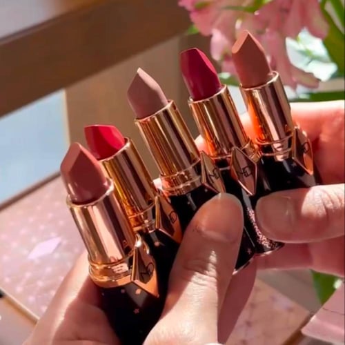 بوكس بديل شارلوت تيلبوري