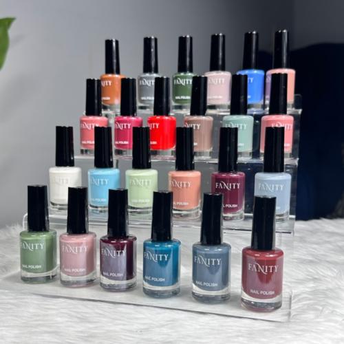 طقم مناكير 24 لون البوكس الاحمر