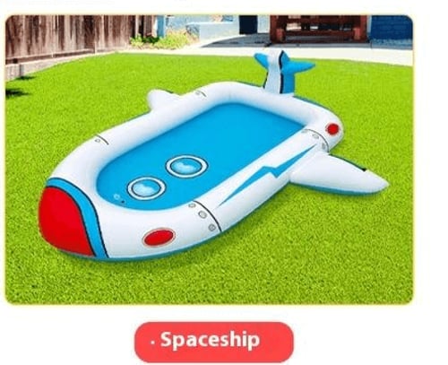 مسبح نفخ للأطفال بشكل صاروخ مع رشاش ماء