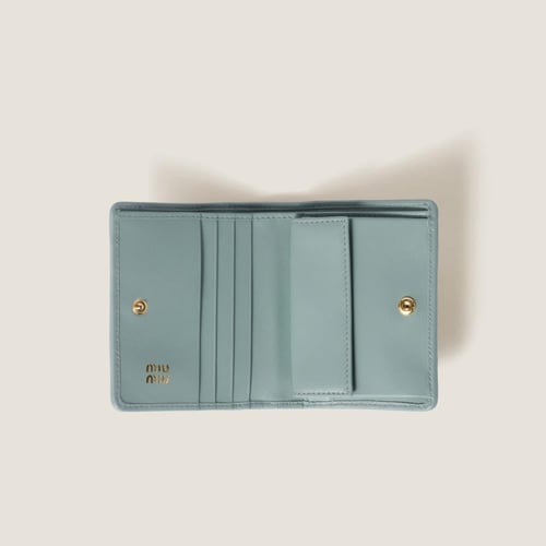 محفظة صغيرة من جلد نابا ماتلاسي - miumiu