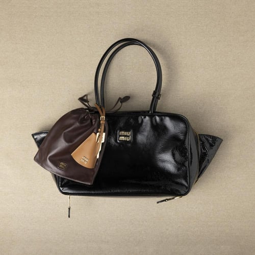 تعليقة حقائب من الجلد - miumiu