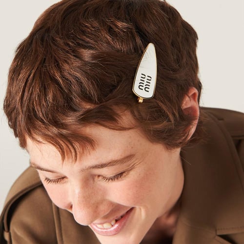 مجموعة مشبك شعر معدني مطلي - miumiu