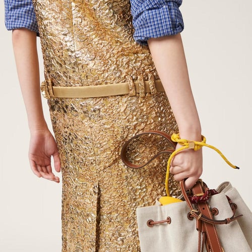 أساور ميوميو - سوار حبل بتعليقة شعار الماركة