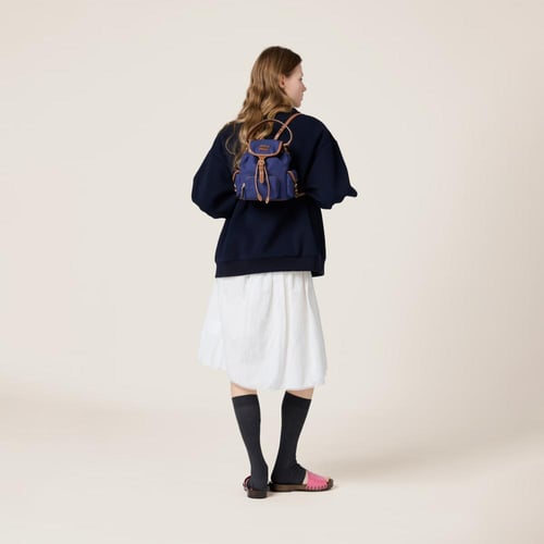 حقيبة ظهر من الكانفا والجلد - miumiu