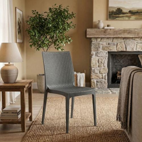 كرسي بلاستيك بعدة الوان من كونسنت