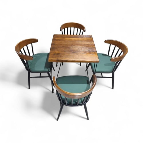 طاولة طعام 4 كراسي لون بني فاخرة بتصميم عصري