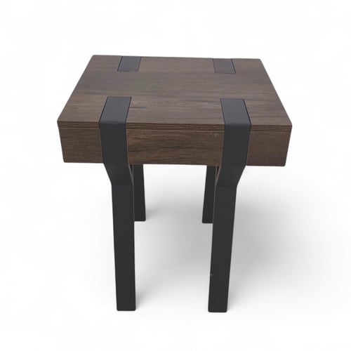 طاولة خدمة خشبية بلون بني