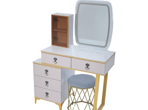 تسريحة اضاءة