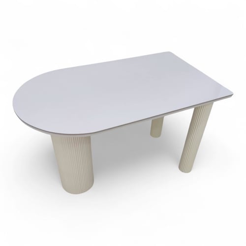 طاوله طعام سطح بورسلان قاعد حديد لون ابيض