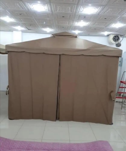 خيمة للجلسات الخارجية