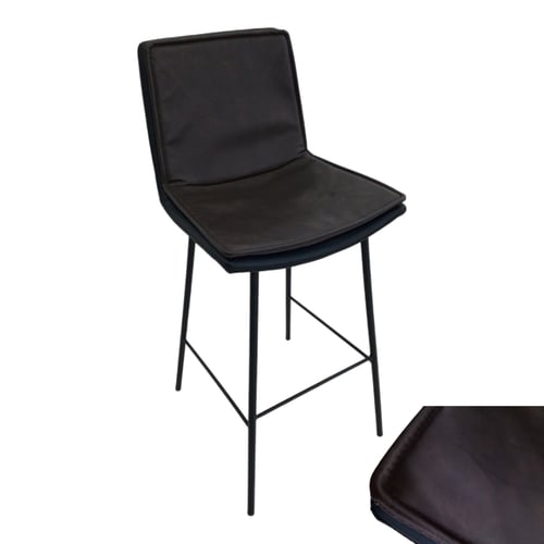 كرسي مرتفع بمقعد مصنوع من جلد بني لون