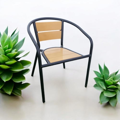 كرسي مفرد خارجي