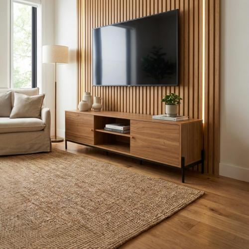 طاولة بلازما خشبية بقاعدة حديد أنيقة