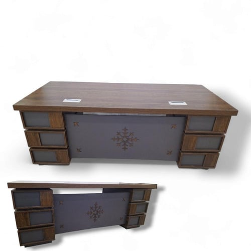 طقم طاولة مكتبي مع ملحقاته