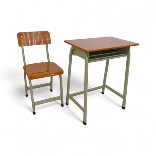 طاولة دراسة للطلاب