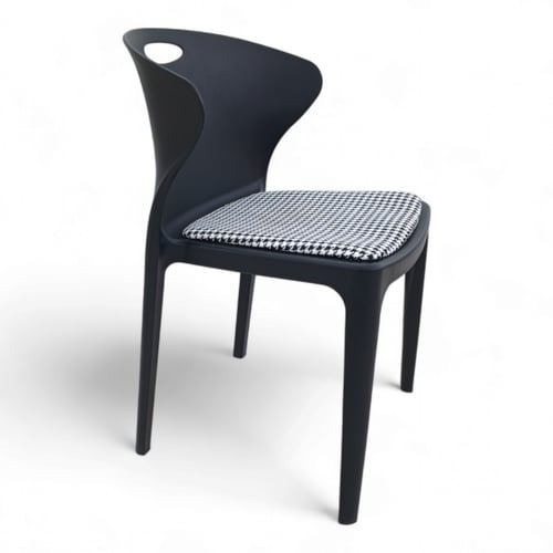 كرسي بلاستيك ابو مخده