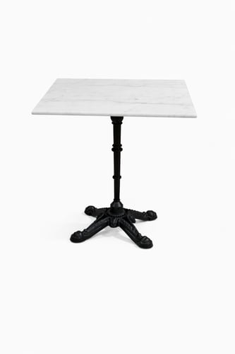 طاولة طعام رخام مربعة بلون أبيض