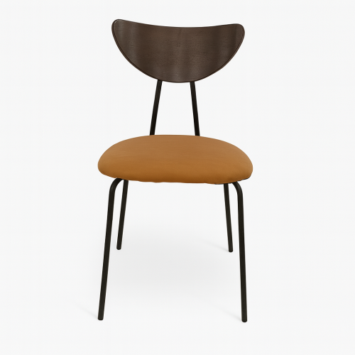 كرسي بظهر خشبي وجلسة جلد فاخر لون بني